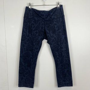 Lululemon Wunder Under 21" Size 6 Cropped Leggings Dark Blue/Black